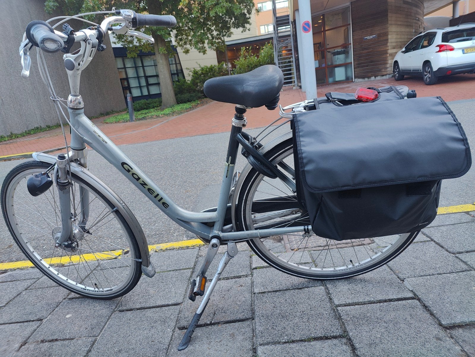 Gazelle damesfiets - Goed onderhouden, Ophalen of Verzenden
