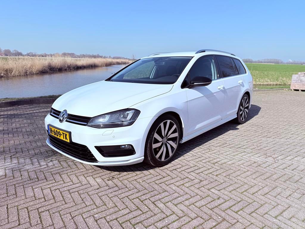 Volkswagen Golf 1.4 TSI 110KW Variant 2014 Wit R-Line, Voorwielaandrijving, 4 cilinders, Alcantara, Wit