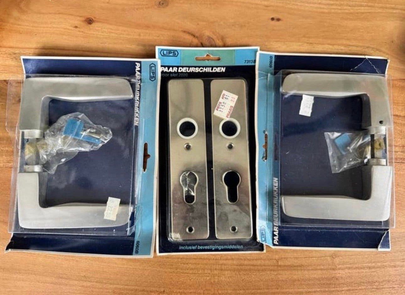 Nieuwe Lips deurkrukken., Ophalen of Verzenden, Nieuw, Overige materialen, Klink of Kruk