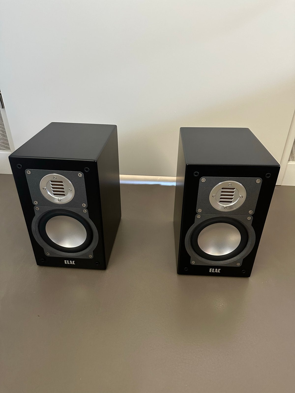 ELAC BS 203.2 Boekenplank Luidsprekers - Zo goed als nieuw, Overige merken, Ophalen of Verzenden, Zo goed als nieuw, 60 tot 120 watt