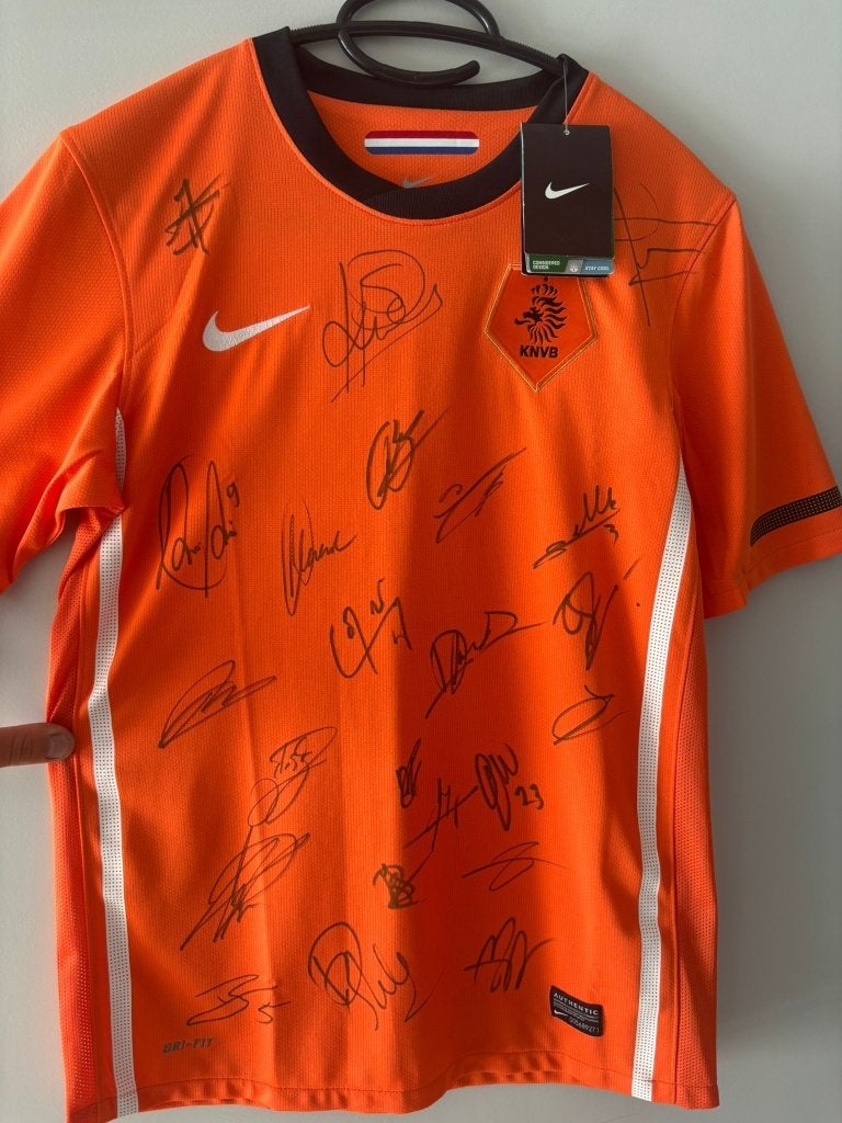 Gesigneerd Nike KNVB Nederlands Elftal WK 2010 Shirt, Verzamelen, Ophalen of Verzenden, Nieuw, Overige binnenlandse clubs, Shirt