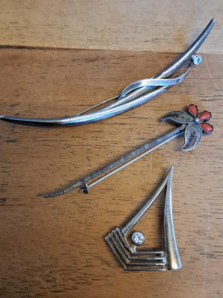 3 vintage zilveren broches, Onbekend, Ophalen of Verzenden, Zo goed als nieuw, Onbekend