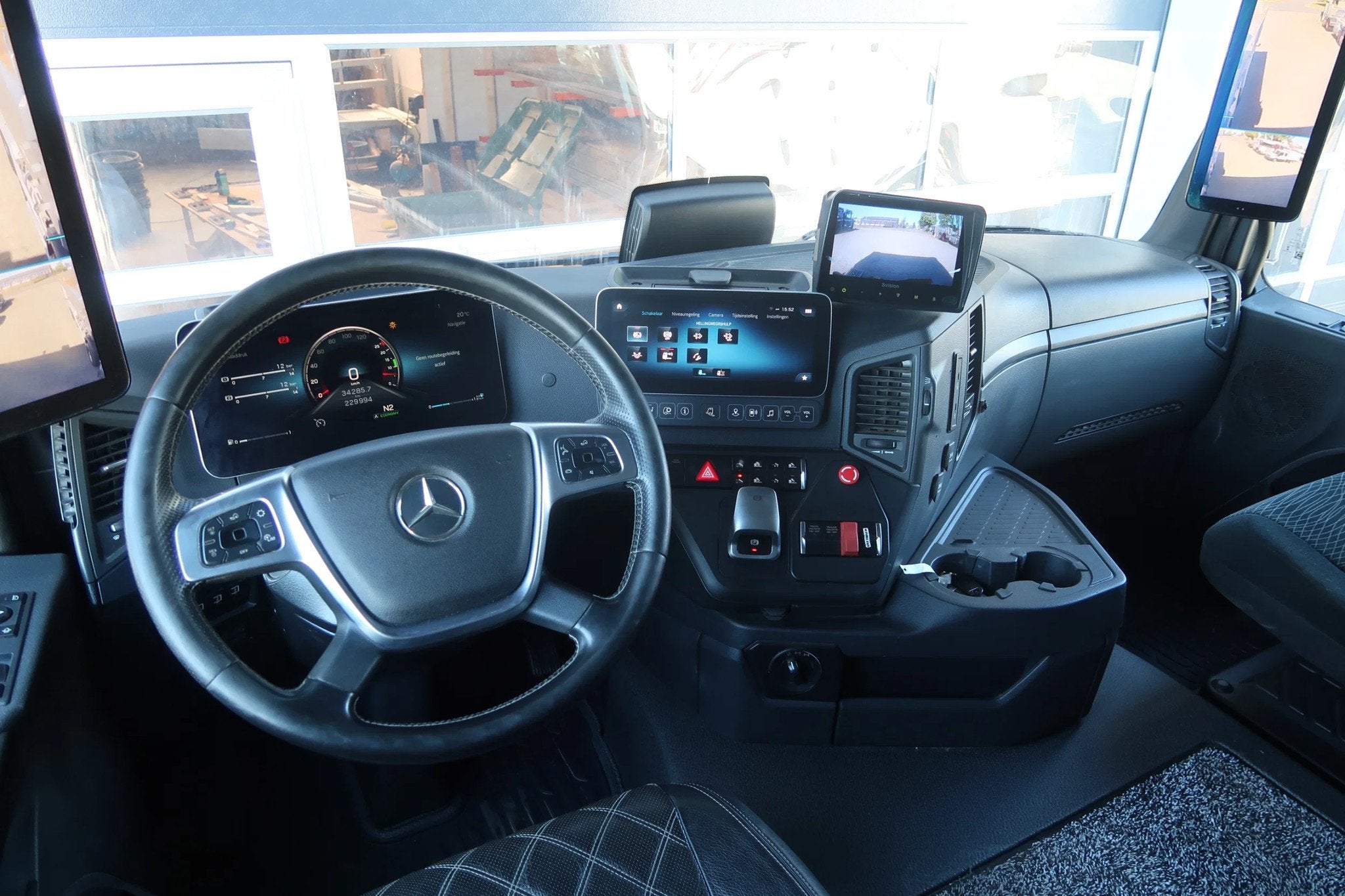 Mercedes-Benz Arocs 3258 8X4/ RETARDER/ DIGITAL/ (bj 2020), Auto's, Automaat, Euro 6, Mercedes-Benz, Bedrijf