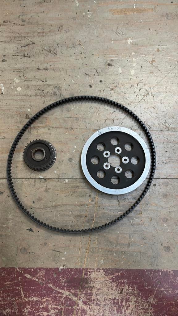 Originele harley belt set sportster ‘91 -‘03, Motoren, Onderdelen | Harley-Davidson, Gebruikt, Harley, Straat 4, Ophalen of Verzenden