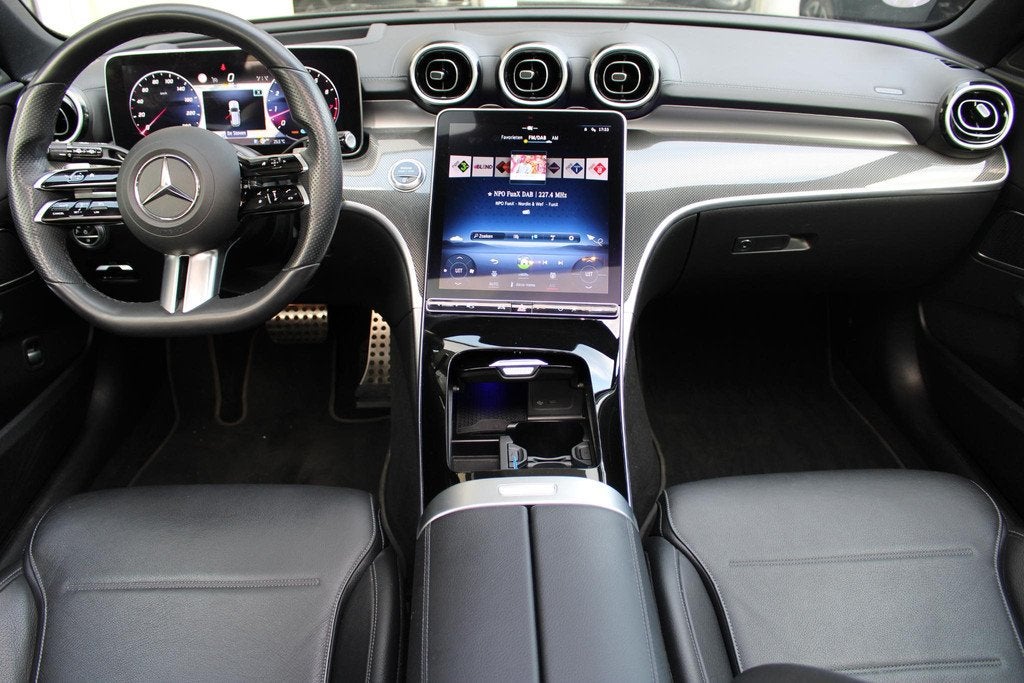 Mercedes-Benz C-klasse Estate 200 AMG Line Automaat | Dodeho, 4 cilinders, Met garantie (alle), Automatische klimaatregeling, Leder en Stof