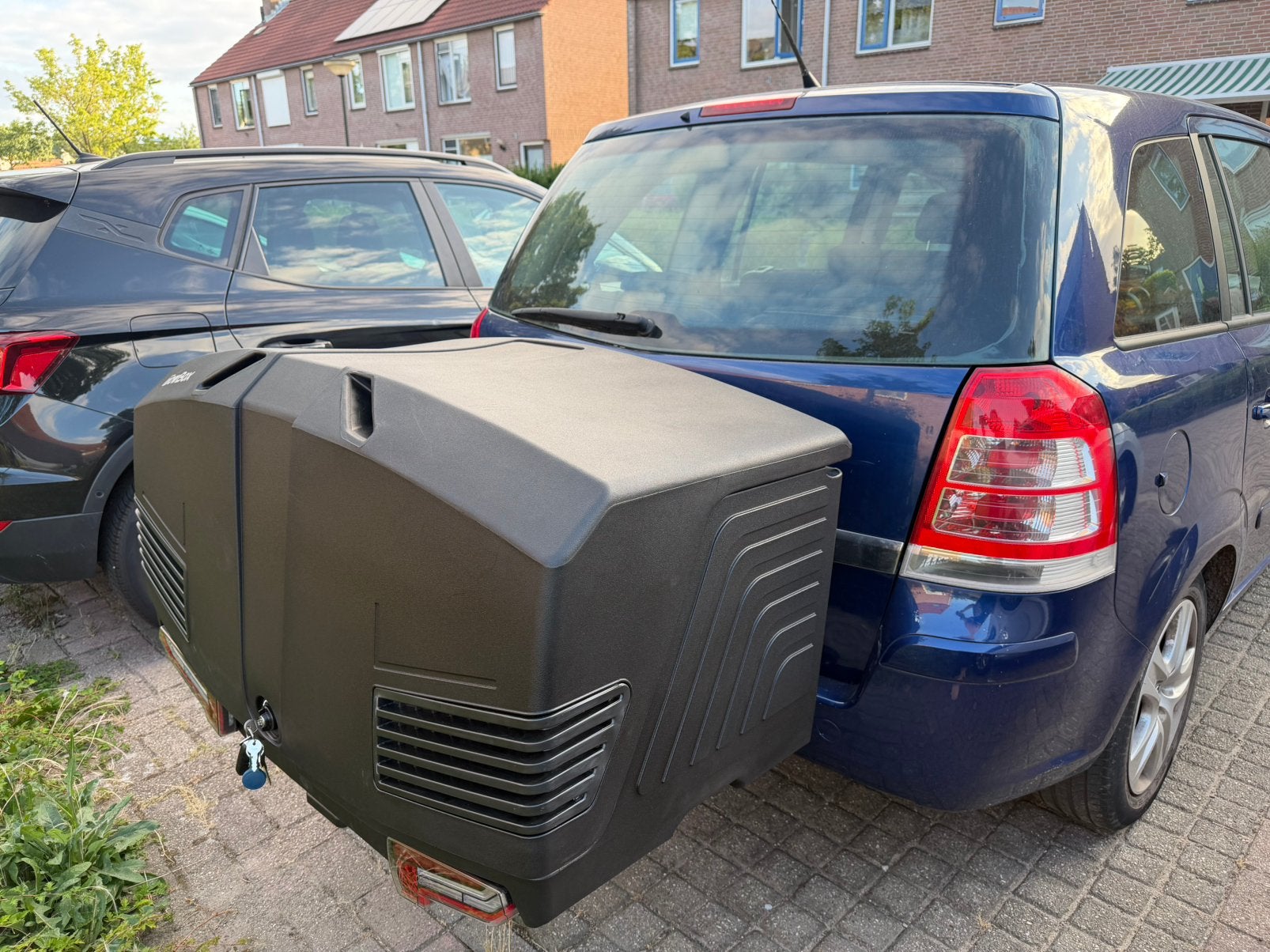 TowBox V3 400L te huur | Trekhaakkoffer voor vakantie, Ophalen, Nieuw