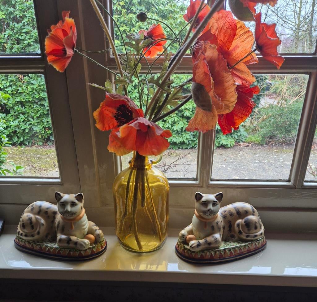 Twee staffordshire katten van keramiek., Ophalen of Verzenden