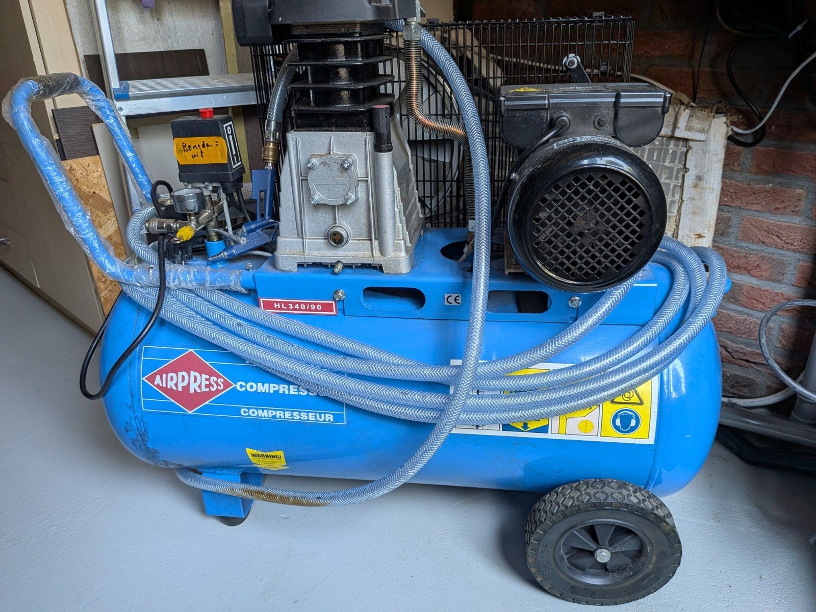 Compressor Airpress HL340/90 semi prof, Doe-het-zelf en Verbouw, Ophalen of Verzenden