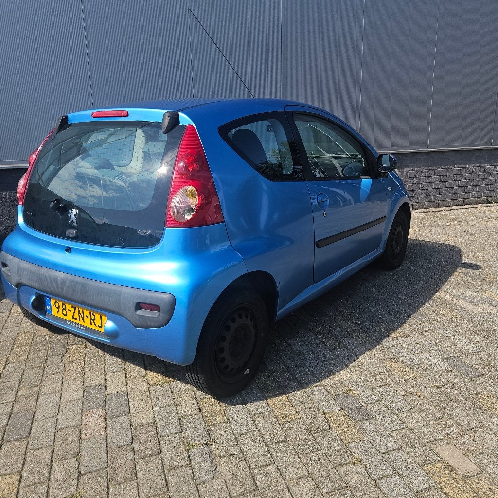 Peugeot 107 1.0 12V 3DR 2008 Blauw, Auto's, Voorwielaandrijving, Elektrische ramen, 68 pk, Origineel Nederlands