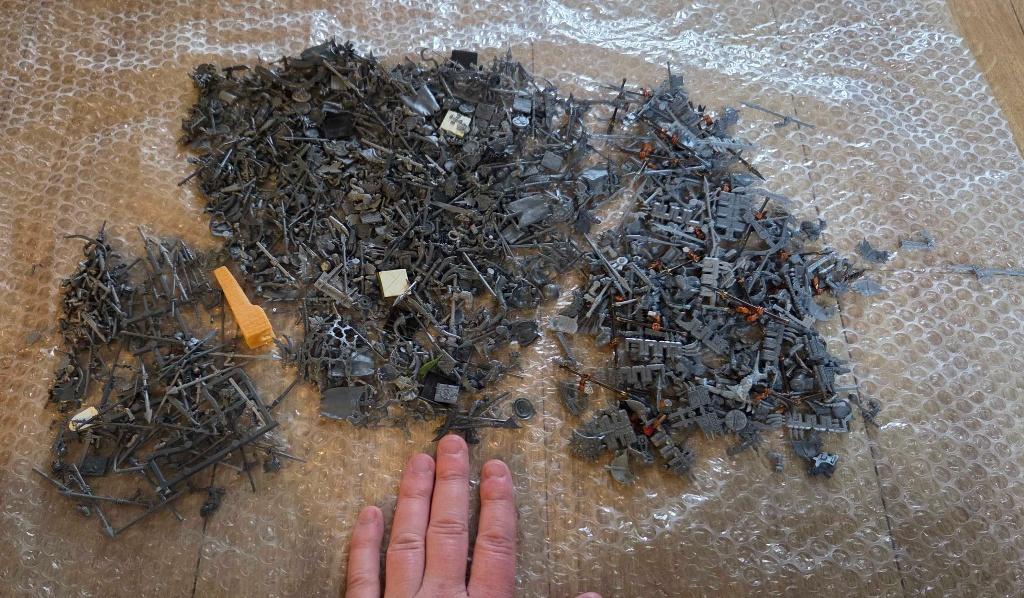 Groot warhammer fantasy bits lot, Ophalen of Verzenden, Gebruikt, Warhammer, Figuurtje(s)