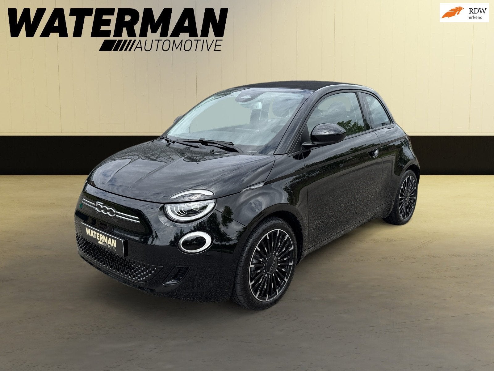 Fiat 500E CABRIO ICON+ 42KWH Soh 93%/MAGIC-EYE/PDC/17"INCH/L, Auto's, Stof, 118 pk, Cabriolet, 4 stoelen