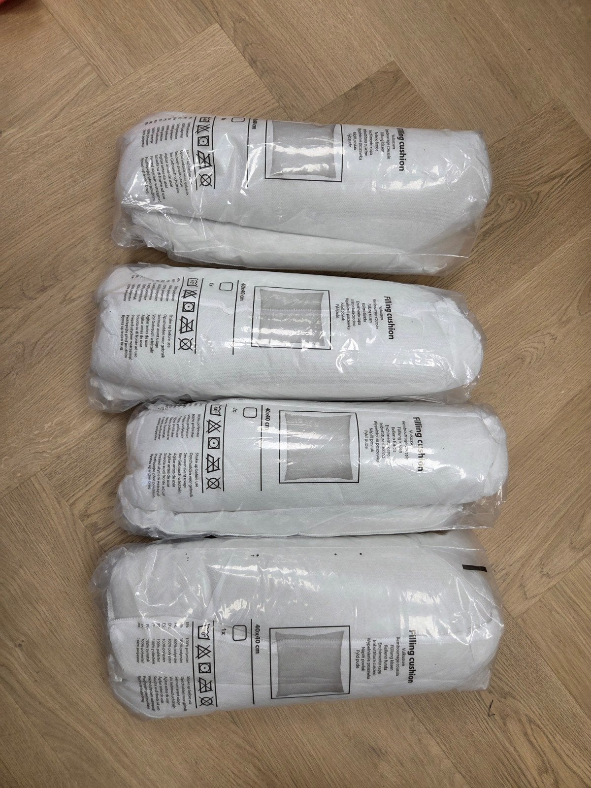 4x binnen kussen kussenvulling 40x40 cm, Huis en Inrichting, Ophalen of Verzenden, Nieuw, Wit, Vierkant