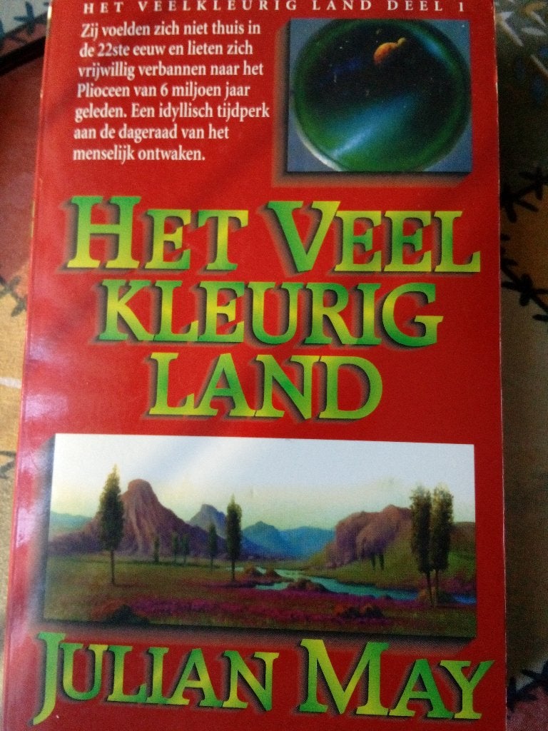 Julian may het veelkleurig land en het land der zieners. In, Ophalen of Verzenden, Gelezen, Julian May