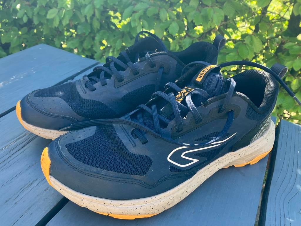 Trailrun hardloopschoenen, Sport en Fitness, Loopsport en Atletiek, Ophalen of Verzenden, Zo goed als nieuw, Hardloopschoenen