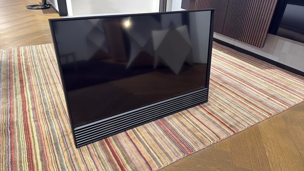 Bang & Olufsen BeoVision Horizon 40