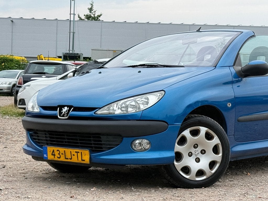 Peugeot 206 CC 1.6-16V/ CABRIO/ LAAG KM, Auto's, Peugeot, Voorwielaandrijving, Gebruikt, 4 cilinders, Cabriolet