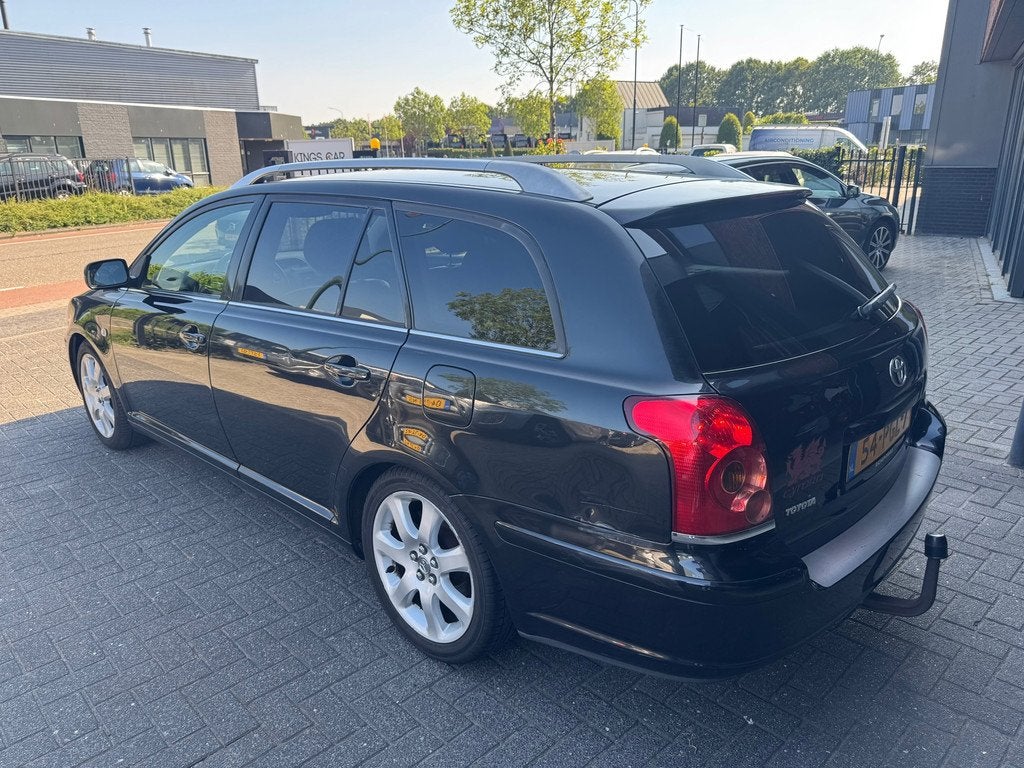 Toyota Avensis Wagon 2.0 VVTi Executive LEDER XENON CLIMA TR, Auto's, Toyota, Voorwielaandrijving, 4 cilinders, Zwart, Leder