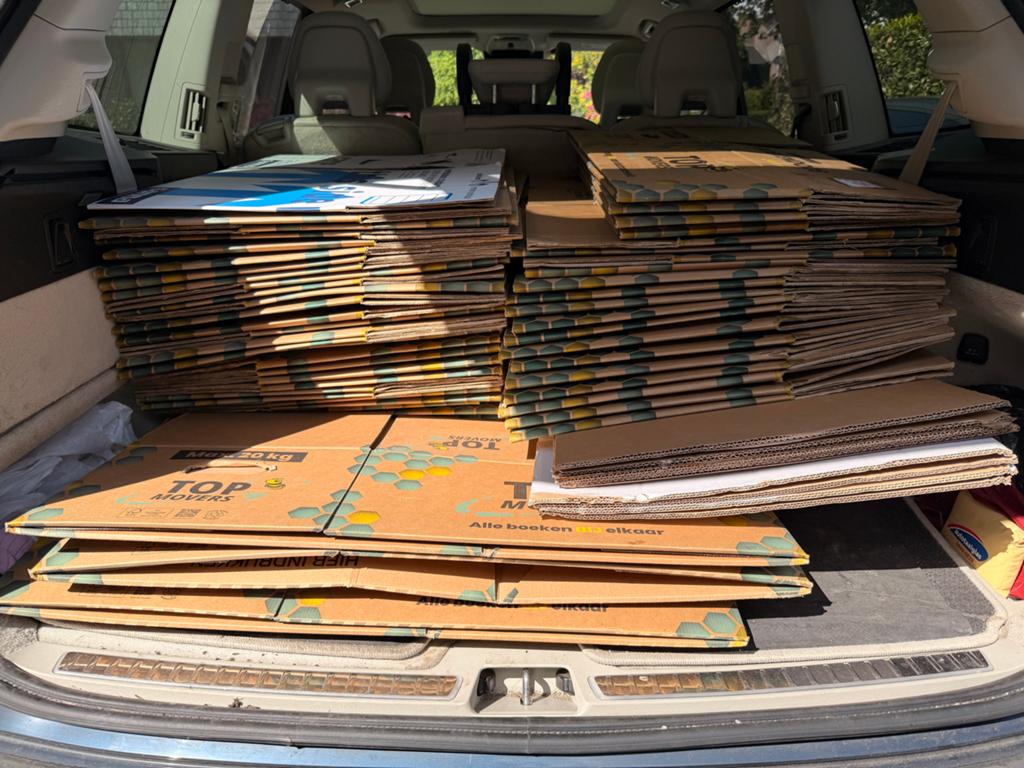 Groot pakket verhuisdozen: 50 standaard, 18 boek, 8 groot, Ophalen, 40 tot 60 cm, Opvouwbaar, 50 tot 75 cm