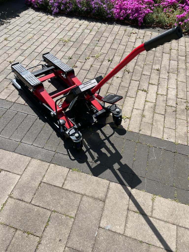 Motorfiets schaarkrik - 1500 lbs capaciteit, Ophalen, Gebruikt