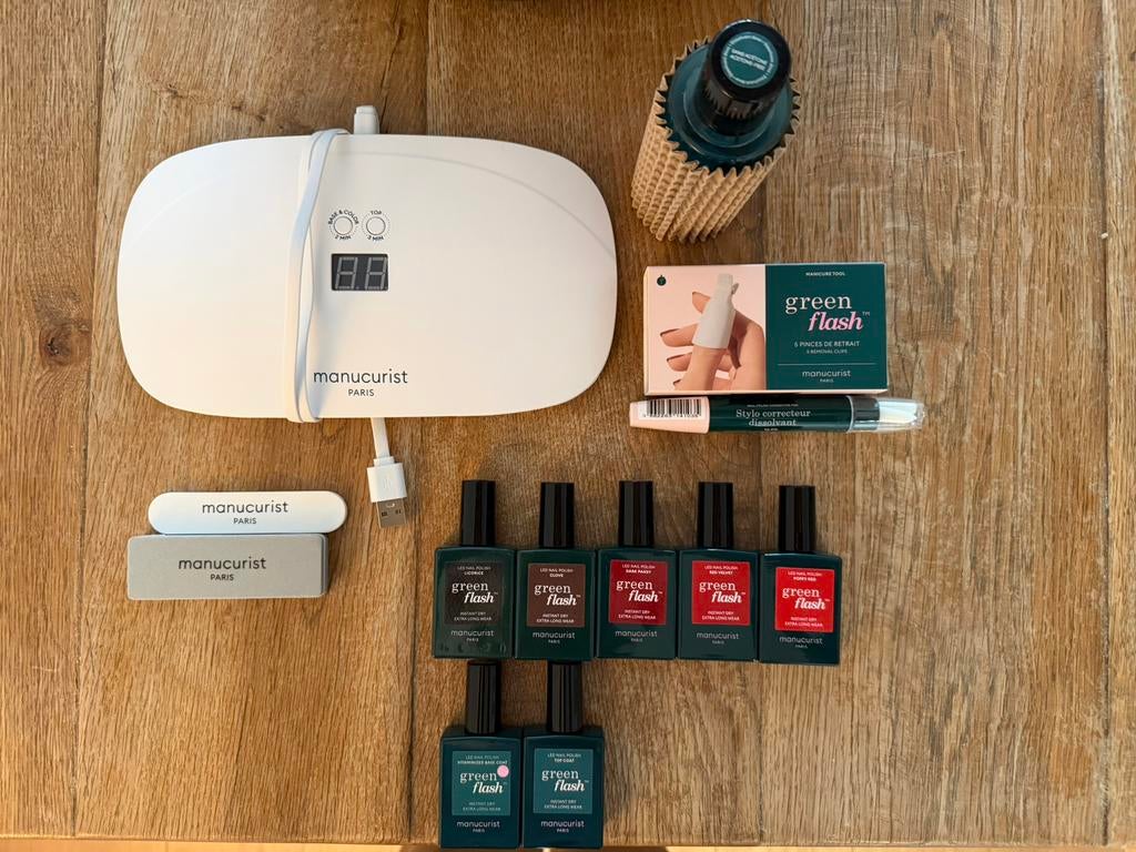 Manicurist set, Sieraden, Tassen en Uiterlijk, Uiterlijk | Cosmetica en Make-up, Ophalen of Verzenden, Zo goed als nieuw, Handen en Nagels