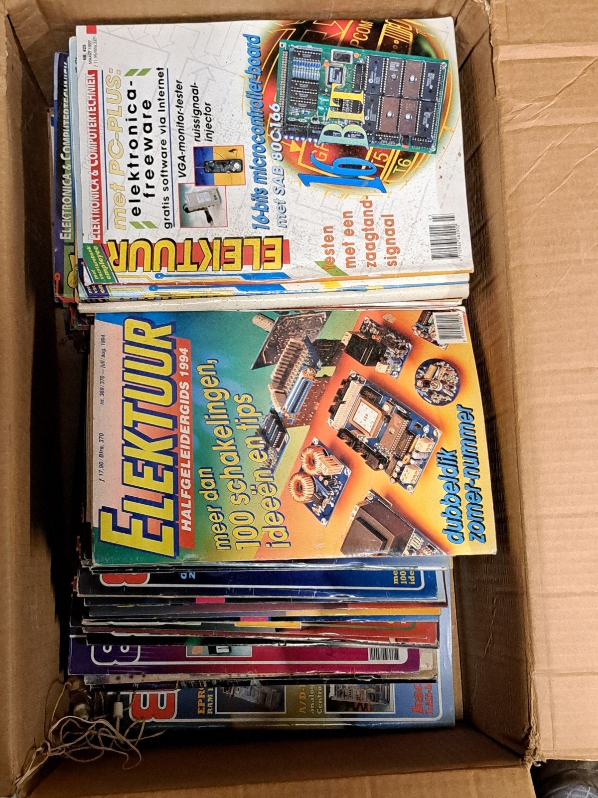 Doos met Elektor tijdschriften - diverse jaargangen, Ophalen of Verzenden, Gelezen, Wetenschap en Natuur