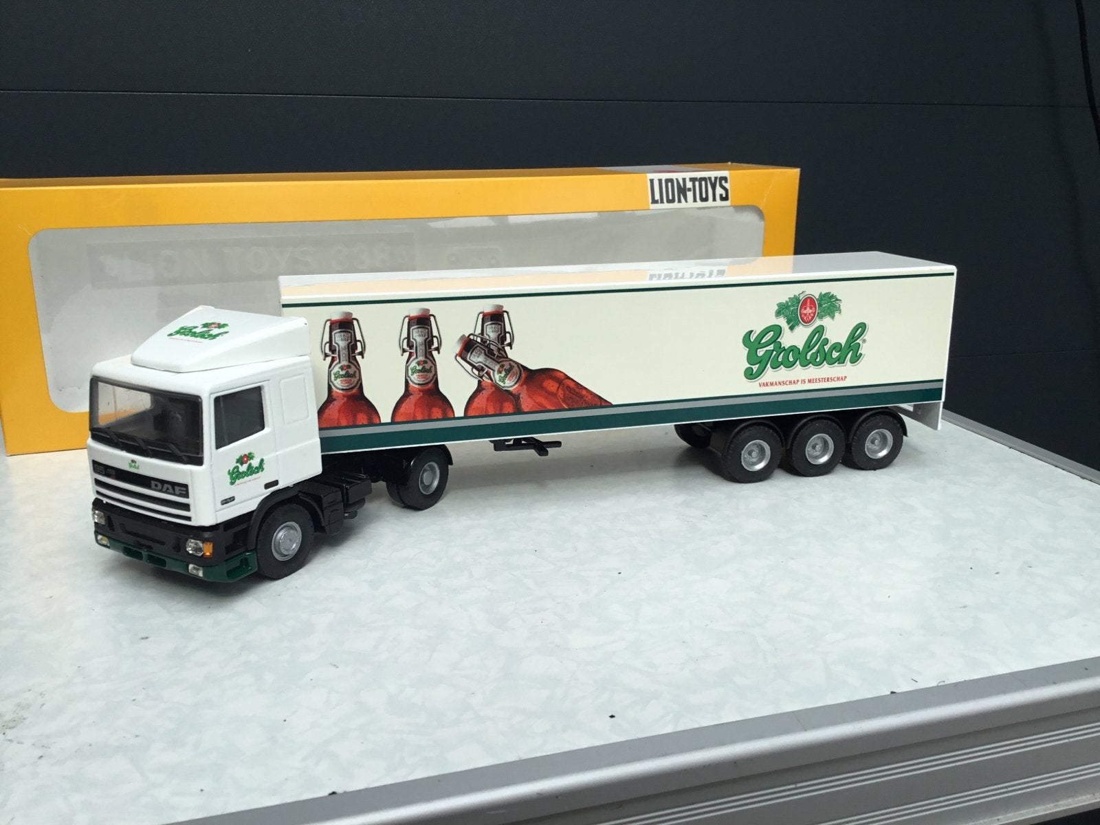 Lion Car Daf 95 Grolsch in ovp, Hobby en Vrije tijd, Modelauto's | 1:50, Ophalen of Verzenden, Zo goed als nieuw, Bus of Vrachtwagen