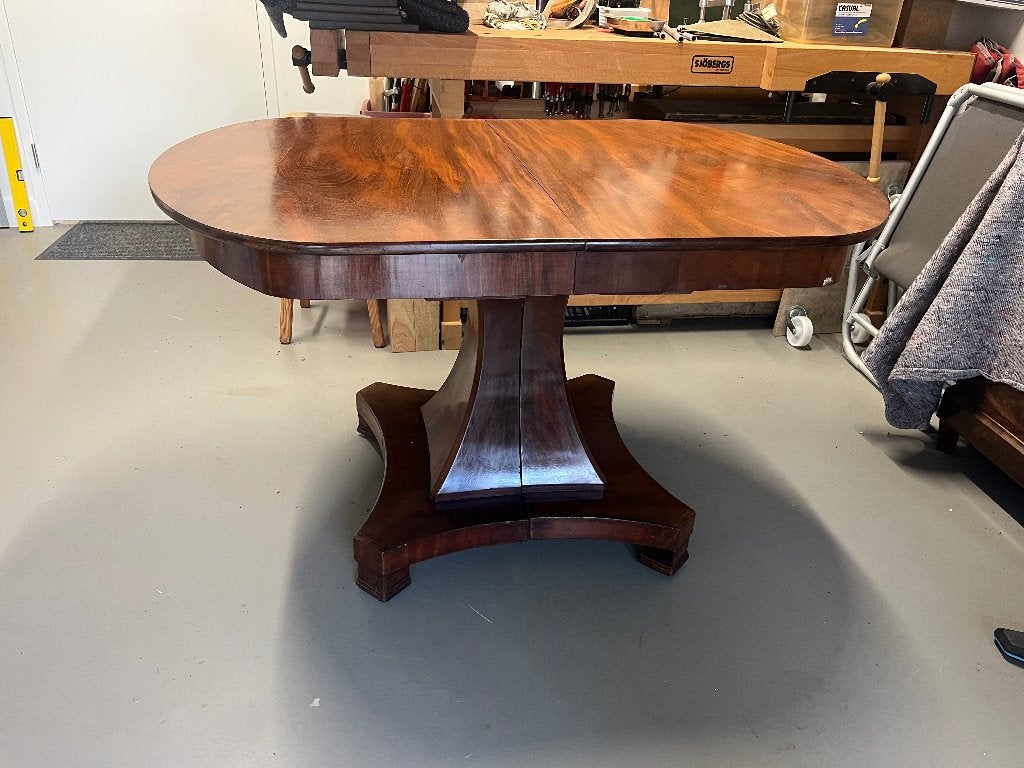 Empire Coulissen Tafel, Ophalen