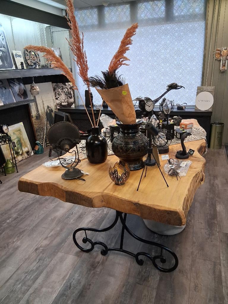 Mooie Boomstamtafel, Huis en Inrichting, Tafels | Eettafels, Ophalen, Overige materialen, 50 tot 100 cm, Zo goed als nieuw