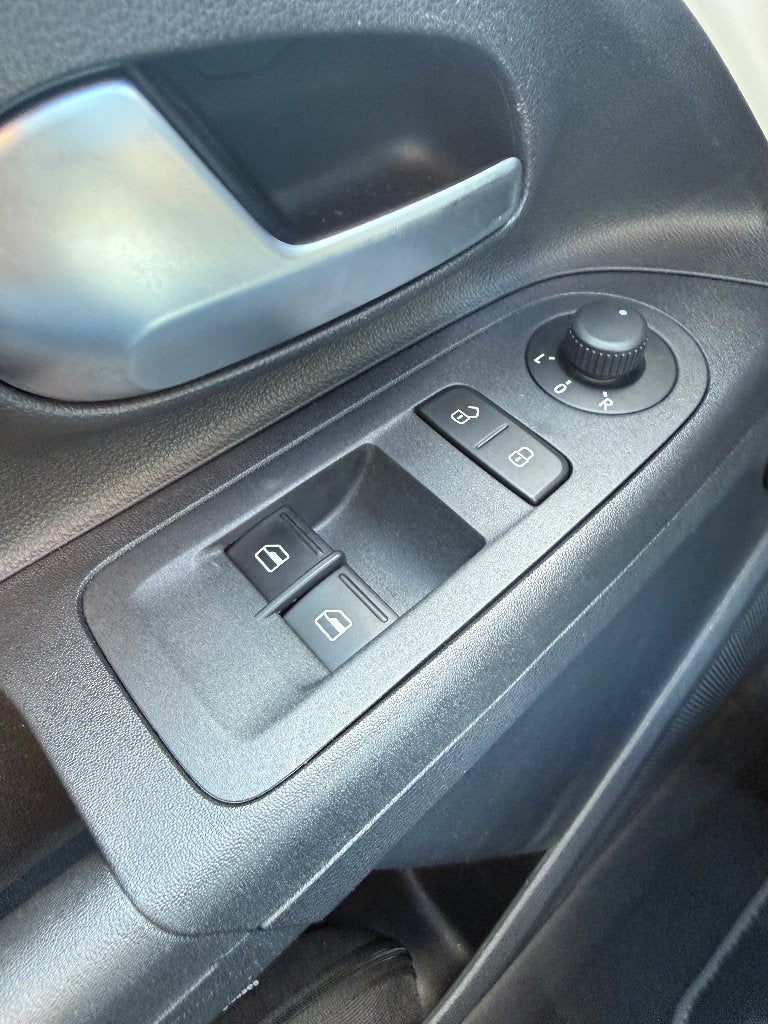 Foto 14 van Volkswagen e-up! Style 2021 Wit, 32 kWh accu
