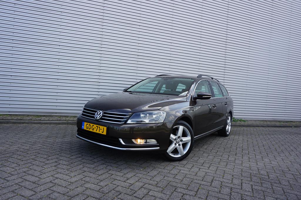 Volkswagen Passat Variant 1.4 TSI Highline BlueMotion AUTOMA, Auto's, Volkswagen, Euro 5, Stof, Gebruikt, Beige
