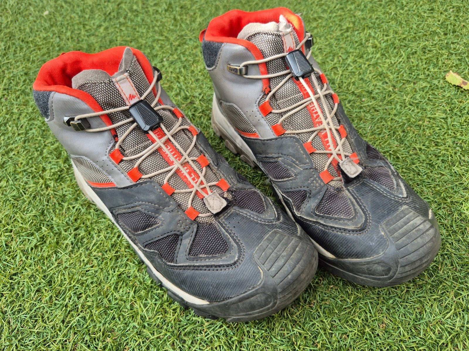 Bergschoenen Quechua Decathlon maat 37, Sport en Fitness, Ophalen of Verzenden, Gebruikt, Schoenen