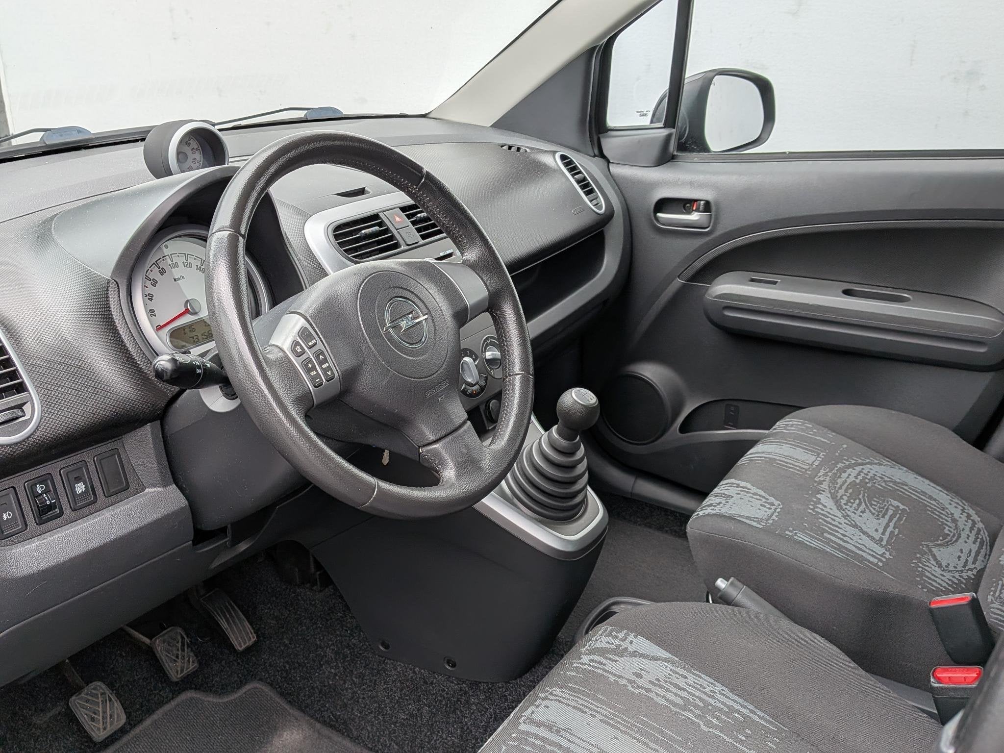 Opel Agila 1.2 Edition Airco All Seasons, Auto's, Opel, Voorwielaandrijving, Stof, 4 cilinders, 965 kg