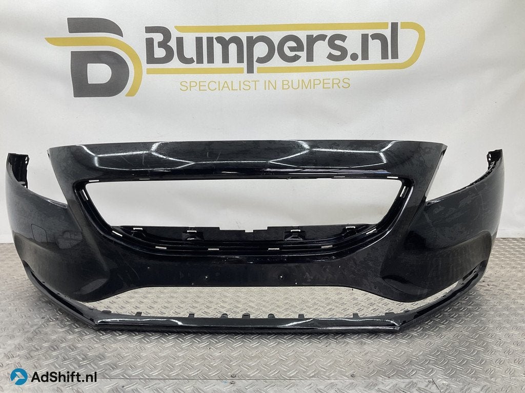 Bumper Volvo V40 Normaal geen pdc geen kls 31283732 Voorbump, Bumper