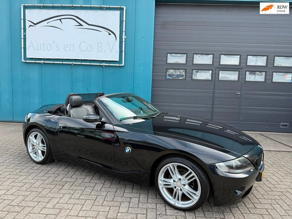 BMW Z4 Roadster 2.5i Cabriolet Leder Clima 18" Lm velgen Pdc, Auto's, BMW, Achterwielaandrijving, Gebruikt, Zwart, Cabriolet