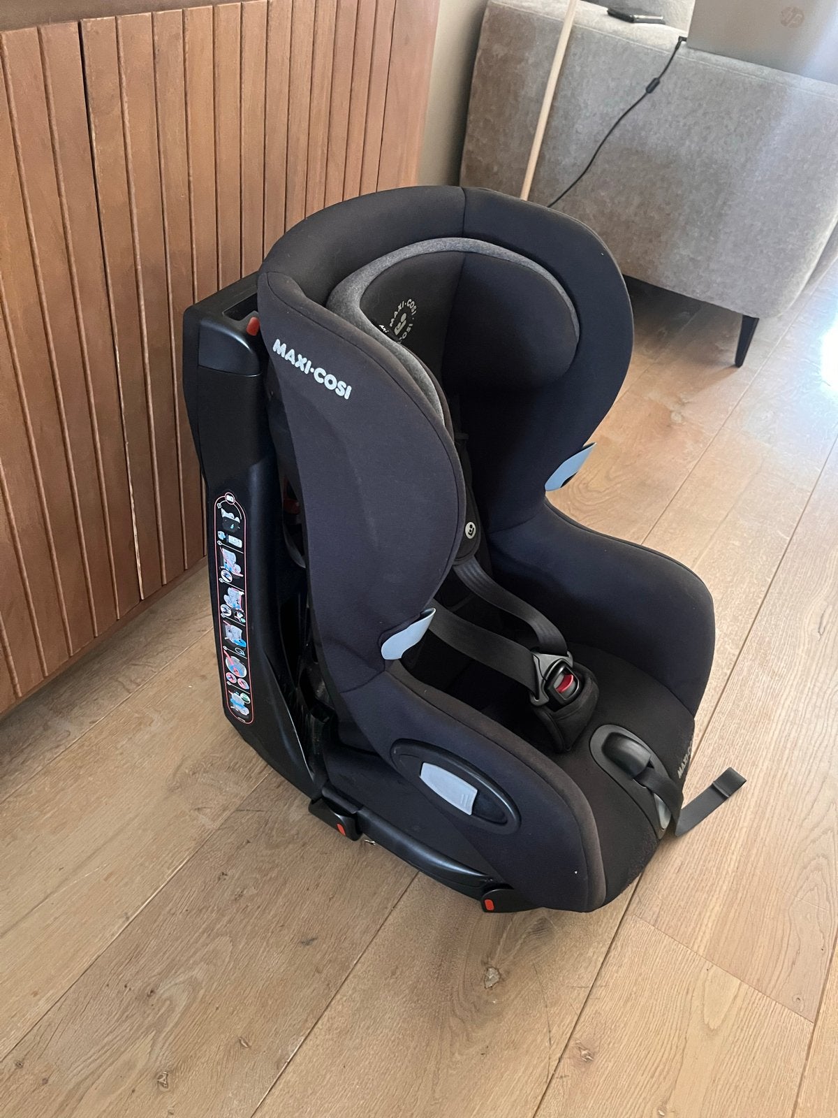 Maxi cosi autostoel - AxissFix - 360w° draaibaar, Kinderen en Baby's, Autostoeltjes, Autogordel, 0 t/m 18 kg, Zo goed als nieuw