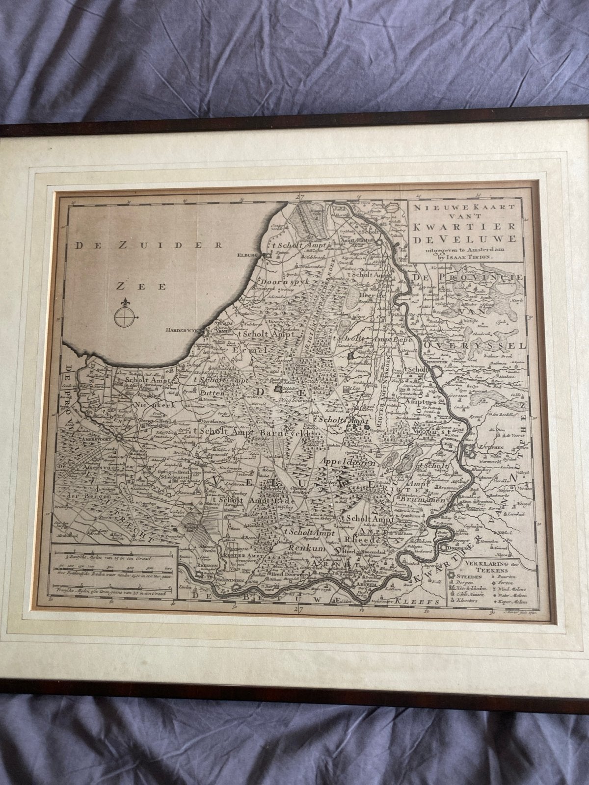 Antieke kaart 'Nieuwe Kaart van 't Kwartier de Veluwe' 1741, Boeken, Gelezen, Voor 1800, Ophalen of Verzenden, Landkaart