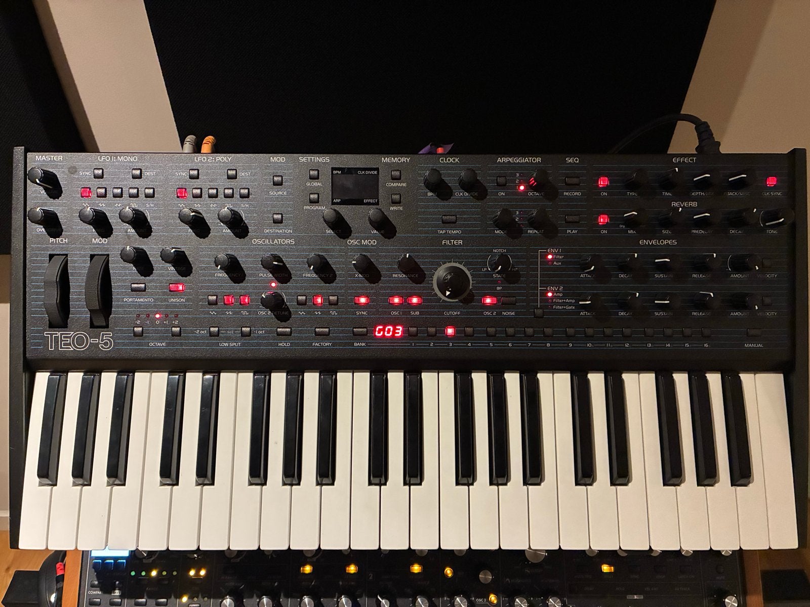 Oberheim TEO-5, Muziek en Instrumenten, Ophalen, Zo goed als nieuw, 49 toetsen, Overige merken