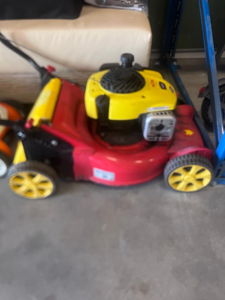 Wolfgarten S 4200 Benzine Grasmaaier 2-takt Briggs & Stratto, Tuin en Terras, Grasmaaiers, Cirkelmaaier, Gebruikt, Ophalen of Verzenden