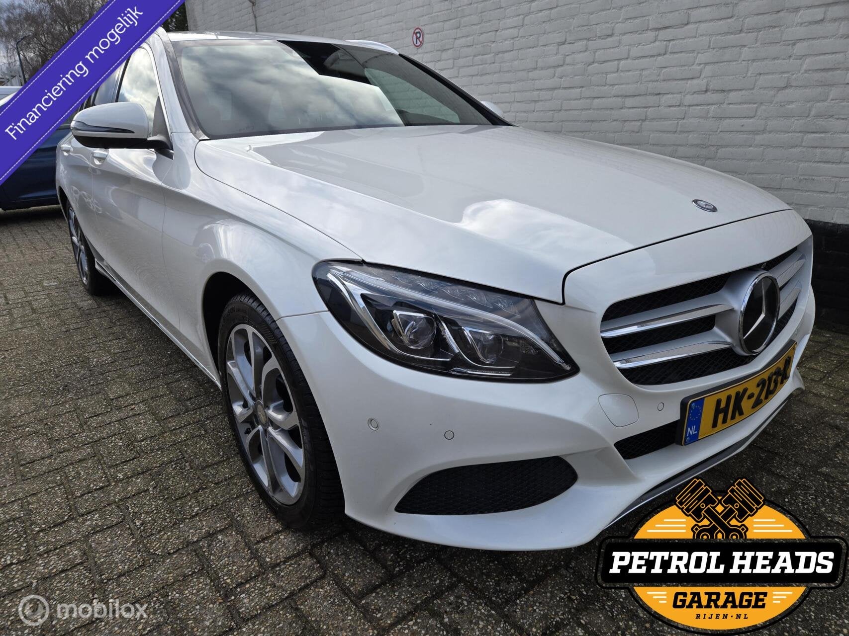 Mercedes C350e | Diamantwit | Distronic+ | 360° | FULL OPTI, Auto's, Mercedes-Benz, Automaat, Achterwielaandrijving, Gebruikt