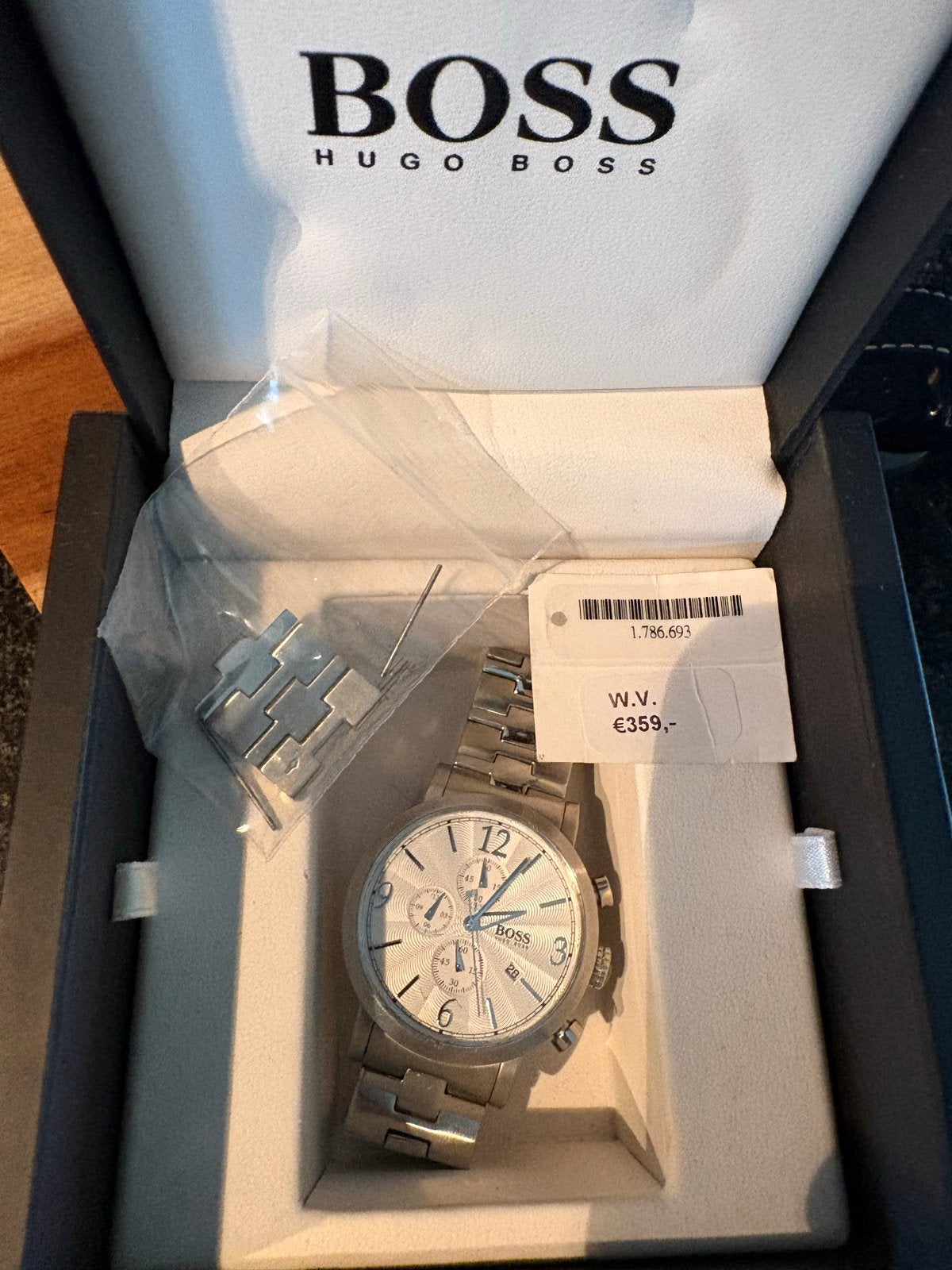 Hugo Boss horloge met stalen band en chronograaf, Staal, Polshorloge, Zo goed als nieuw, Ophalen
