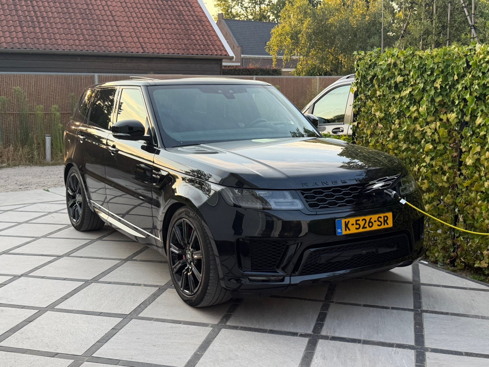 Land Rover Range Rover (sport) 2.0 P400e 404pk Commandshift, Auto's, Automaat, 2500 kg, Zwart, Bedrijf