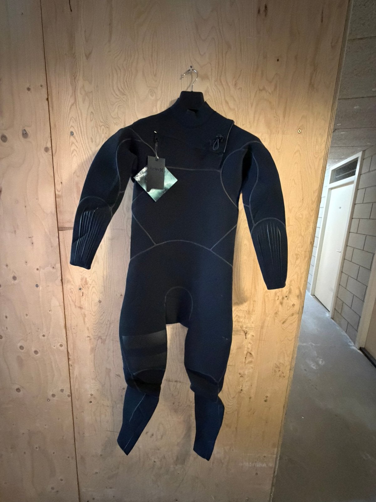 Hurley Advantage Max 3/4MM Wetsuit – Nieuw & ongebruikt, Watersport en Boten, Ophalen, Nieuw, Heer, Wetsuit
