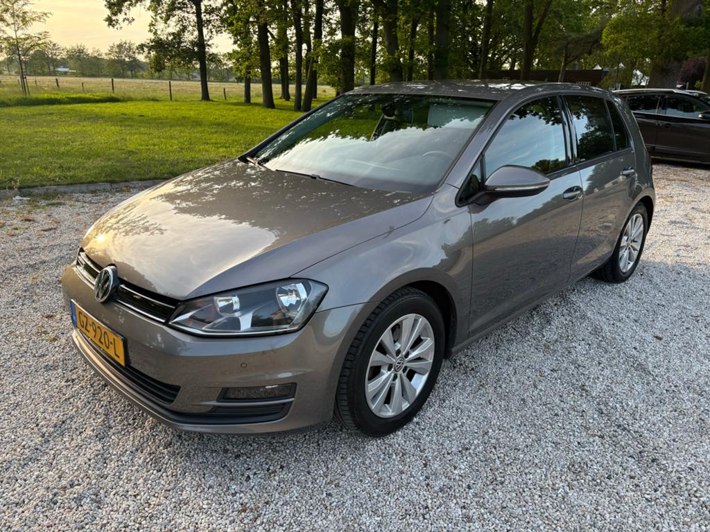 Volkswagen Golf 1.0 TSI 85KW DSG 5D 2015 Grijs, Auto's, Volkswagen, Particulier, Golf, ABS, Airbags, Airconditioning, Alarm, Android Auto