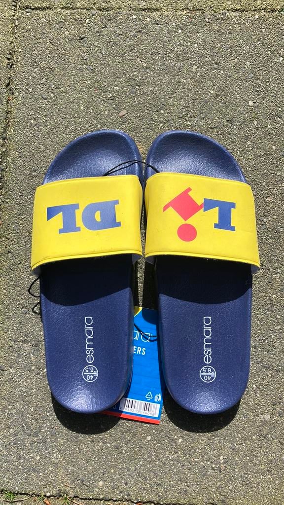 Slippers maat 40, Ophalen of Verzenden, Overige maten, Overige kleuren