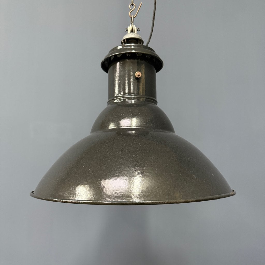 Oude antieke Franse middelgrote zwart emaille hanglamp, Antiek en Kunst, Antiek | Lampen, Ophalen of Verzenden