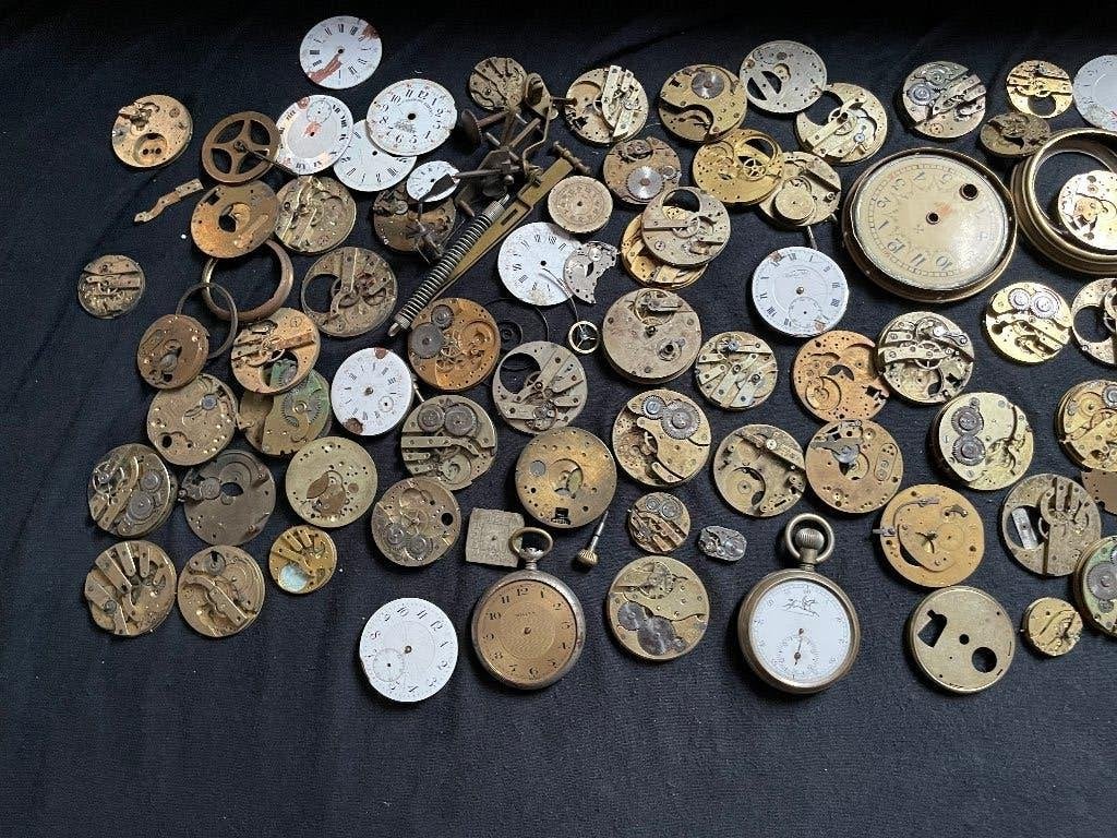 Partij oude zakhorloges uurwerken en onderdelen, Overige merken, Overige materialen, Zakhorloge, 1900 tot 1930
