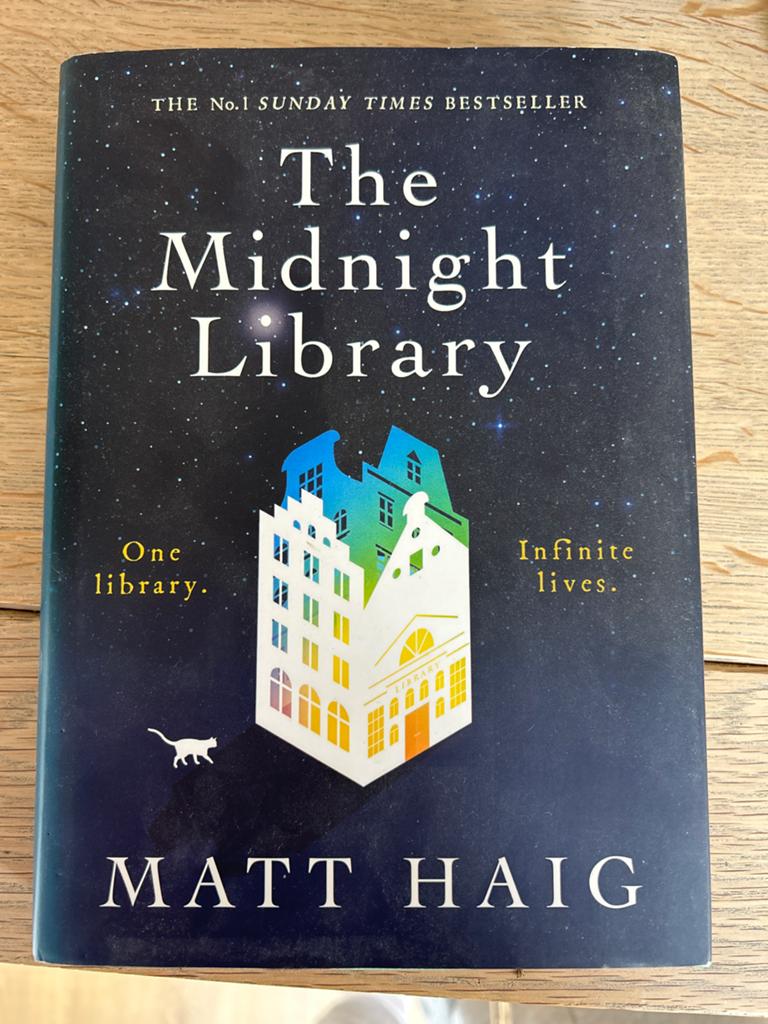 The Midnight Library - Matt Haig (Engels, hardcover), Ophalen of Verzenden, Zo goed als nieuw, Europa overig