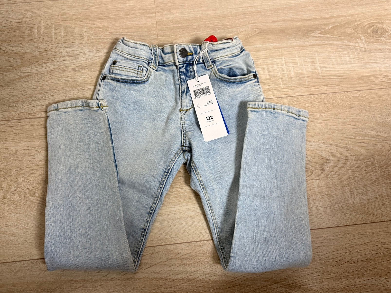 Jongens spijkerbroek maat 122 nieuw lichtblauw jeans broek, Ophalen of Verzenden, Nieuw