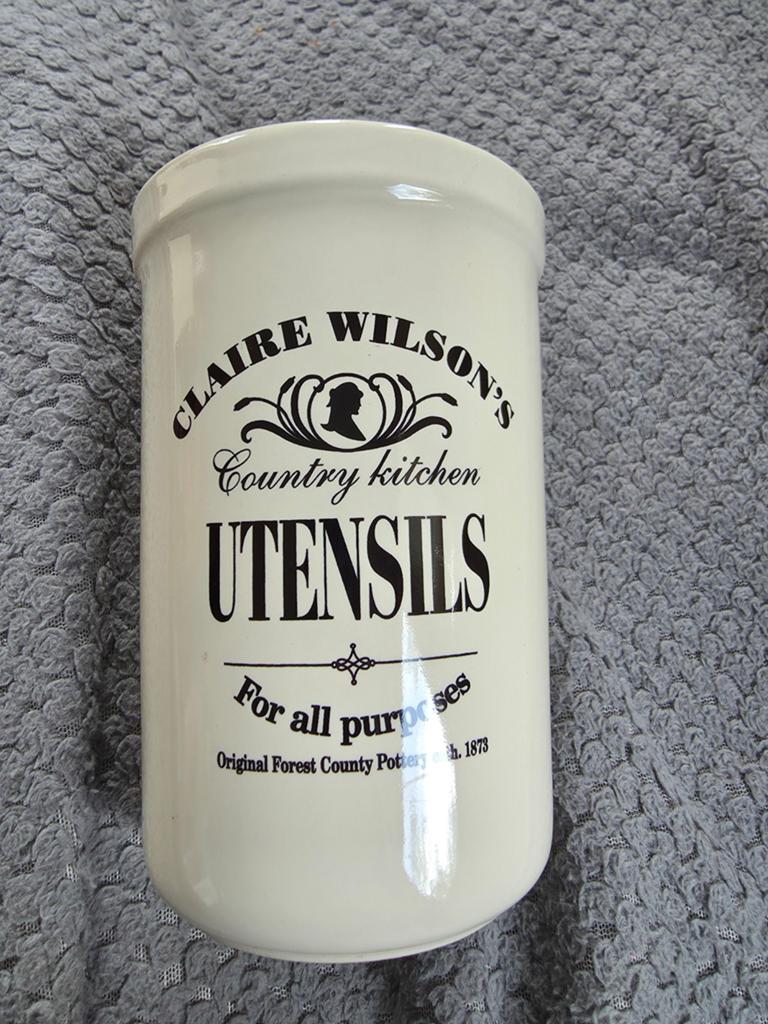 Claire Wilson's Country Kitchen Utensils Pot, Overige typen, Ophalen of Verzenden, Zo goed als nieuw, Steen/keramiek