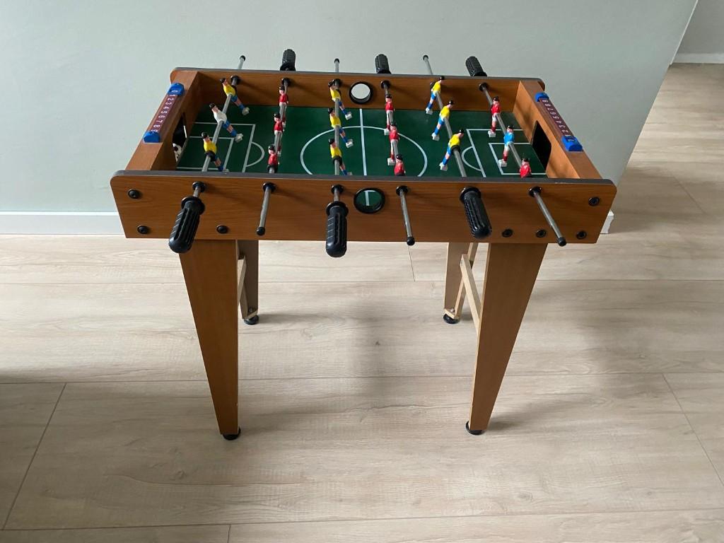 voetbaltafel 69x62x37 cm, Een of twee spelers, Ophalen of Verzenden, Zo goed als nieuw, Spielwerk